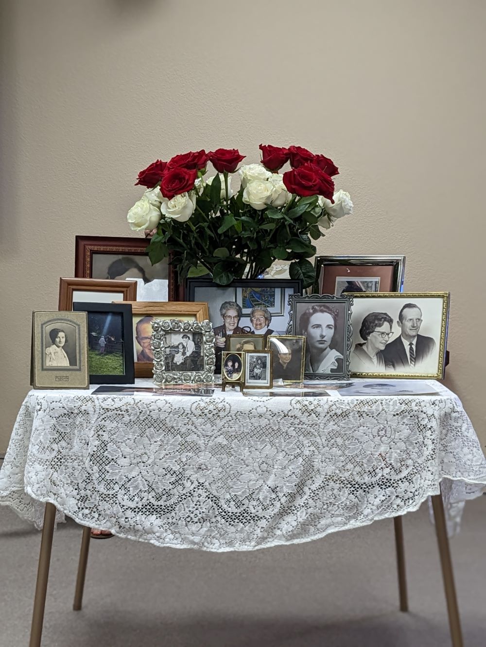 Mother's Day Table of Pictures